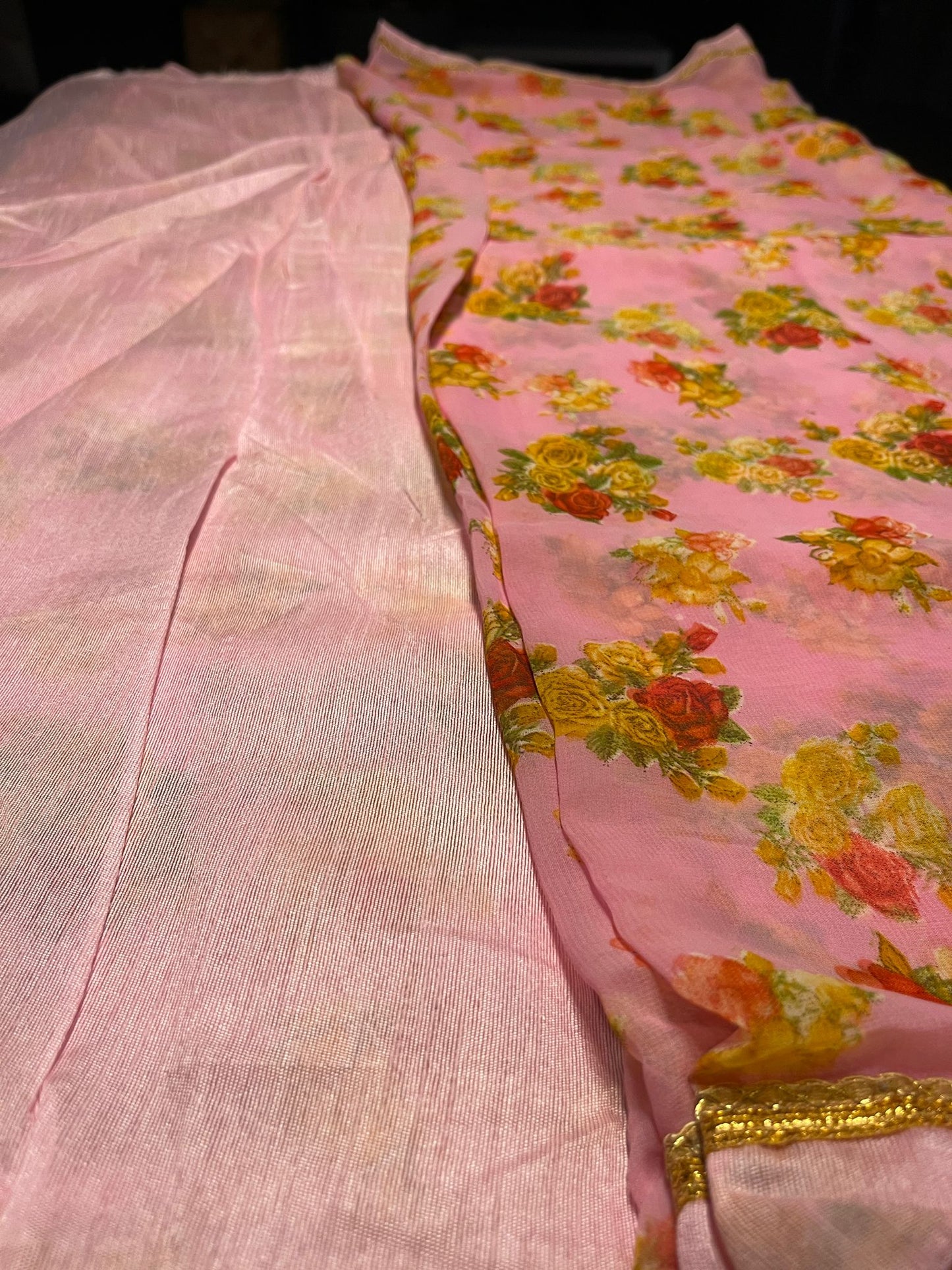 Saraswati - Casual Rose Flowered Saree